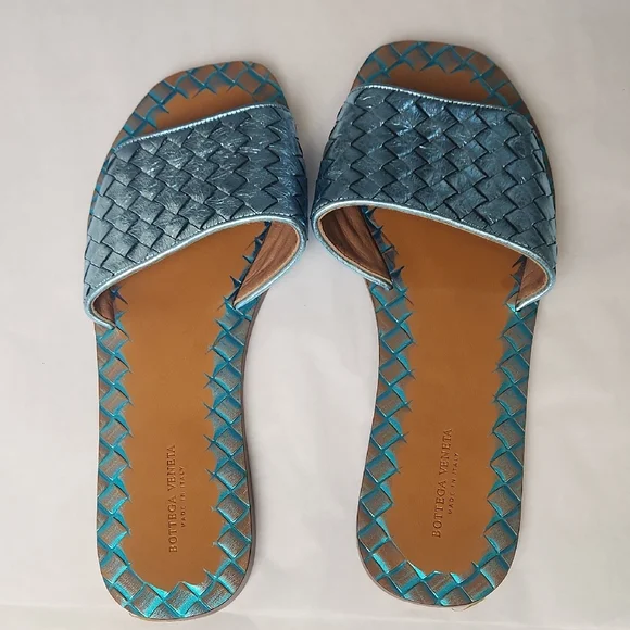 Bottega Veneta Blue Braided Leather Sandals - Picture 2 of 7